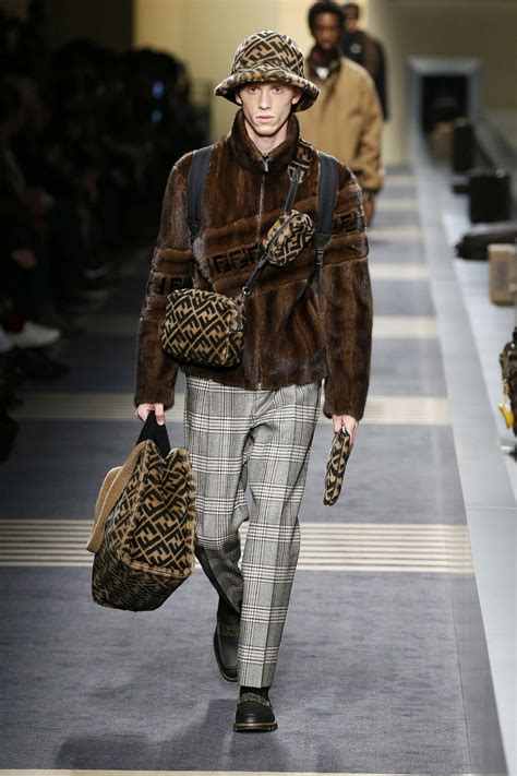 fendi handbags fall 2019|milan fashion week 2018 fendi.